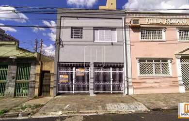 Imagem: O depósito possui 2 Vagas na garagem, 171m² de Área e está