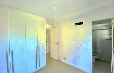 Imagem: O apartamento na cobertura possui 4 Dormitórios, 5 Banheiros