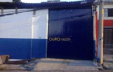 Imagem: O depósito possui 5 Vagas na garagem, 400m² de Área e está