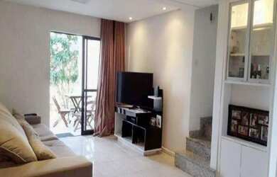 Imagem: A casa em condomínio possui 2 Dormitórios, 3 Banheiros, 2