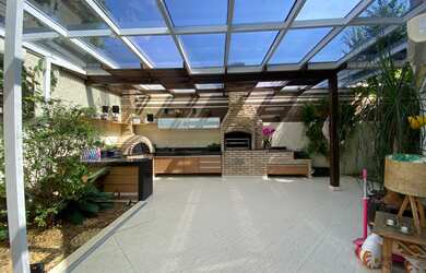 Imagem 1: Condomínio familiar com poucas casas no Jardim Cordeiro