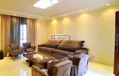 Imagem: A casa possui 4 Dormitórios, 4 Banheiros, 5 Vagas na garagem