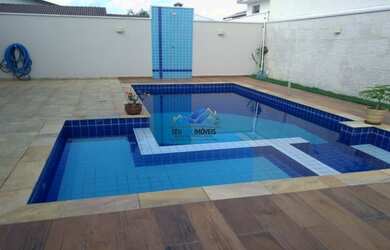 Imagem: A casa em condomínio possui 3 Dormitórios, 5 Banheiros, 4