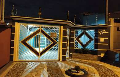 Imagem 4: Casa muito linda. Churrasqueira, Área de serviço, 94m² de Áreae2 Vagas...