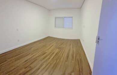 Imagem 10: Vendo Sobrado Novo 3 Suítes Todas com Close, Condomínio Bragança Paulista...