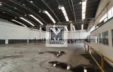 Imagem: O depósito possui 2.300m² de Área e está localizado em