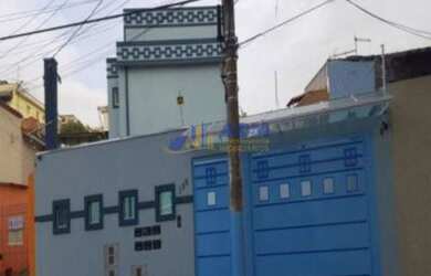 Imagem: A casa possui 2 Dormitórios, 2 Banheiros, 1 Vaga na garagem