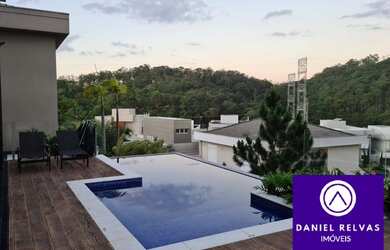 Imagem 2: Casa Alto Padrão Mobiliada À Venda no Residencial Vila Solaia