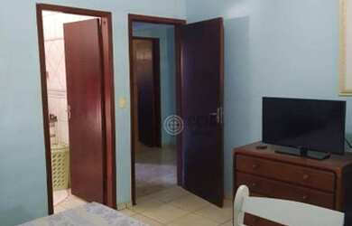 Imagem 12: Casa na Avenida Paraná à venda, em terreno com 600 m² por R$ 640.000