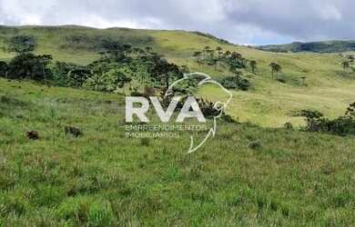 Imagem: A chácara à venda possui e está localizado em Urubici, SC