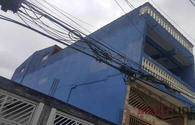 Imagem: A casa possui 4 Dormitórios, 3 Banheiros, 2 Vagas na garagem