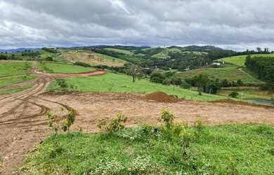 Imagem 14: Veja agora esses terrenos em área rural em Atibaia