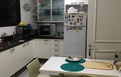 Imagem 6: Apartamento para venda possui 258 metros quadrados com 4 suítes em Horto Florestal - Salva