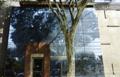 Imagem: O depósito possui 5 Vagas na garagem, 348m² de Área e está