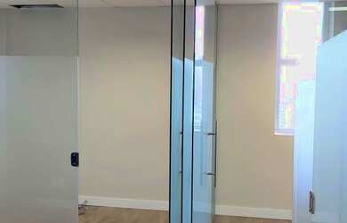 Imagem: O depósito possui 2 Vagas na garagem, 84m² de Área e está