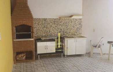 Imagem: A casa à venda possui 3 Dormitórios, 1 Banheiro, 2 Vagas na