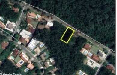 Imagem: O terreno possui 800m² de Área e está localizado em Centro