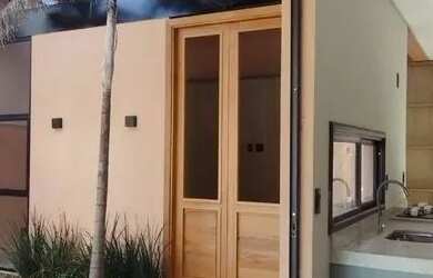 Imagem: A casa em condomínio possui 3 Dormitórios, 2 Banheiros, 2