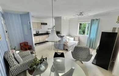 Imagem: O apartamento possui 1 Dormitório, 1 Banheiro, 1 Vaga na garagem