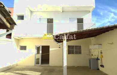 Imagem: A casa possui 3 Dormitórios, 3 Banheiros e está localizado