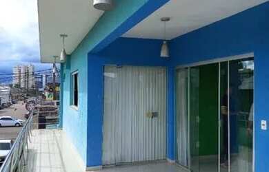 Imagem: A casa possui 3 Dormitórios, 4 Banheiros, 300m² de Área e