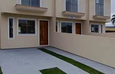 Imagem: A casa possui 2 Dormitórios, 1 Banheiro, 1 Vaga na garagem