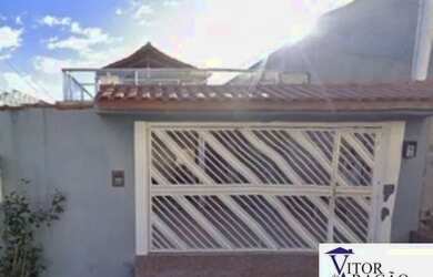 Imagem: A casa possui 2 Dormitórios, 2 Banheiros, 140m² de Área e