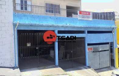 Imagem: A casa possui 2 Dormitórios, 1 Banheiro, 2 Vagas na garagem