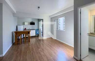 Imagem: O studio possui 1 Dormitório, 1 Banheiro, 1 Vaga na garagem