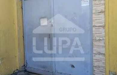 Imagem: O depósito possui 5 Vagas na garagem, 1.000m² de Área e