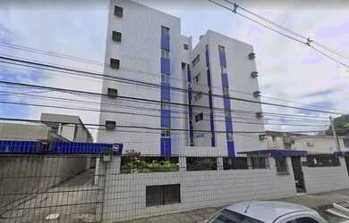 Imagem: O apartamento possui 3 Dormitórios, 1 Banheiro, 1 Vaga na garagem