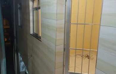 Imagem: A casa possui 2 Dormitórios, 1 Banheiro, 50m² de Área e