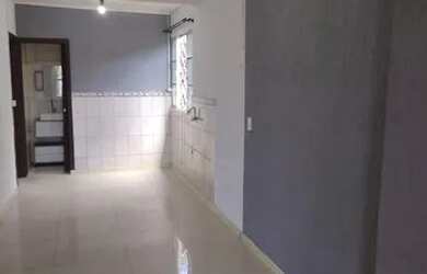 Imagem: A casa possui 2 Dormitórios, 1 Banheiro e 70m² de Área e