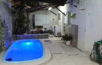 Imagem: A casa em condomínio possui 2 Dormitórios, 2 Banheiros, 2