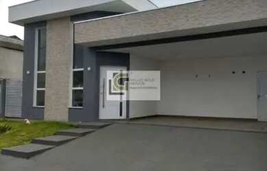 Imagem: A casa em condomínio possui 3 Dormitórios, 3 Banheiros, 2