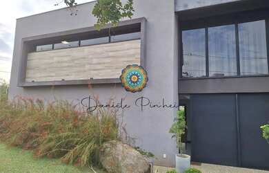 Imagem 2: Condomínio Reserva Santa Rosa - Belíssimo Sobrado no Condomínio Reserva...