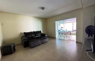 Imagem 11: Excepcional sobrado no Portal do Sol 1, em frente à Praça