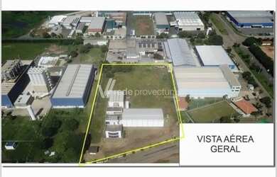 Imagem: O depósito possui 5 Vagas na garagem e 1860m² de Área e está