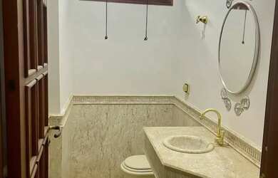 Imagem 8: Casa para aluguel possui 280 metros quadrados com 3 quartos em São José...