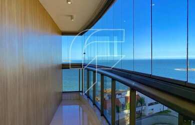 Imagem: O apartamento possui 3 Dormitórios, 3 Banheiros, 2 Vagas na