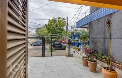 Imagem 15: Casa à venda em Azenha com 229 m², 4 quartos, 1 suíte, 3 vagas