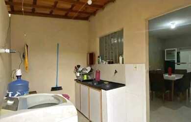 Imagem 8: VENDO CASA NA MADRE DEUS. Varanda, 2 Banheirose3 Dormitórios