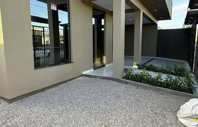 Imagem 9: CASA DE ESQUINA, COM 02 SUITES, E 01 SALA COMERCIAL EM ITAPEMA!!!