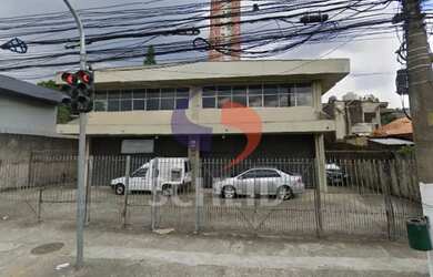 Imagem: O depósito à venda possui 5 Vagas na garagem e 760m² de Área