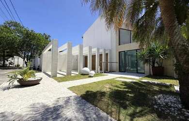 Imagem: A casa em condomínio à venda possui 3 Dormitórios, 4 Banheiros