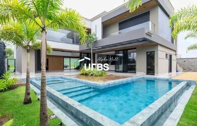 Imagem: A casa em condomínio possui 4 Dormitórios, 5 Banheiros, 5