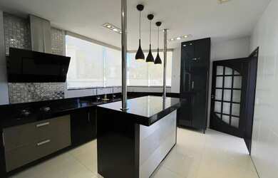 Imagem: Linda Casa 04 suites no Alphaville. Rio das Ostras-RJ