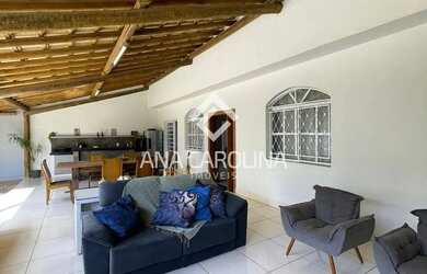 Imagem 9: Casa em Montes Claros. Churrasqueira, Varanda, Guarda roupae450m² de...