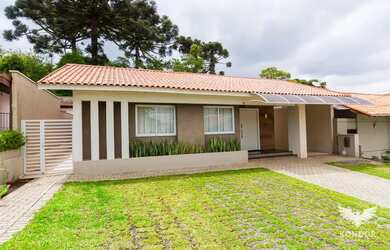 Imagem: A casa em condomínio possui 4 Dormitórios, 5 Banheiros, 5