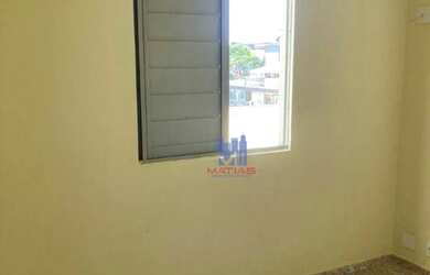 Imagem: O apartamento para alugar possui 3 Dormitórios, 1 Banheiro